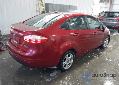 2015 Ford Fiesta Se z USA, uszkodzony, nr VIN 3FADP4BJ8FM126824